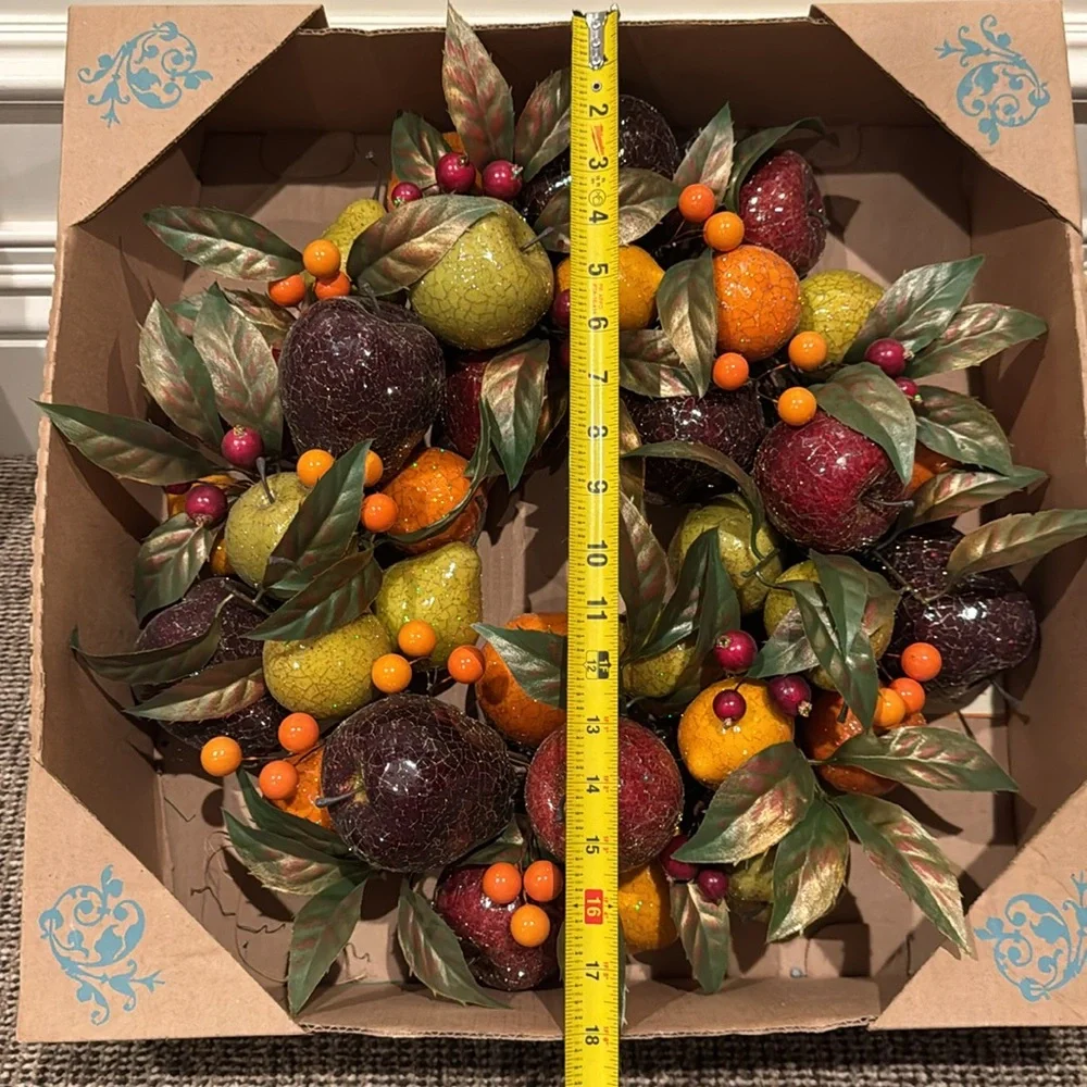 NWT Festive Harvest Fruit Wreath